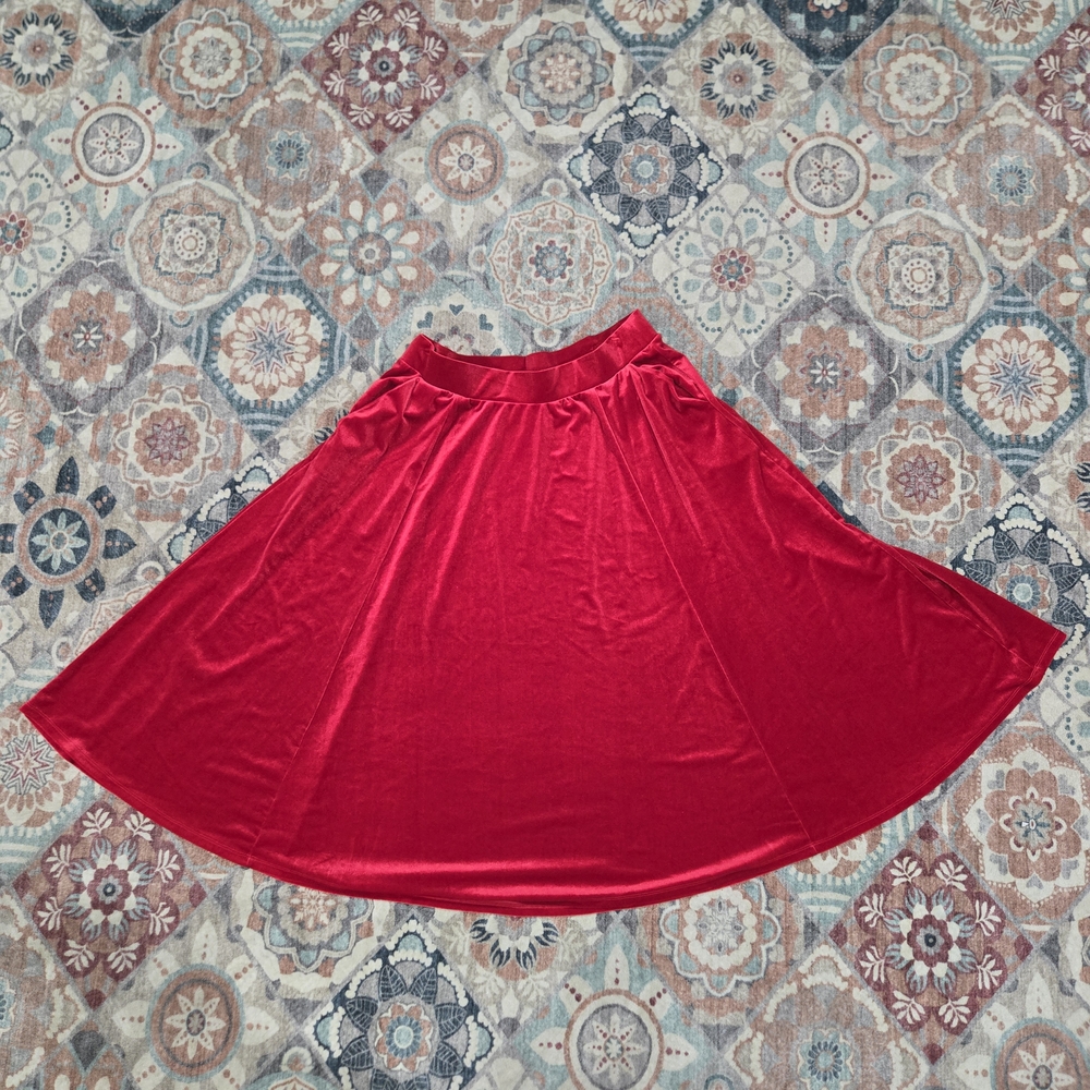 Torrid Circle Skirt Bold Cherry Red Velvet 2X